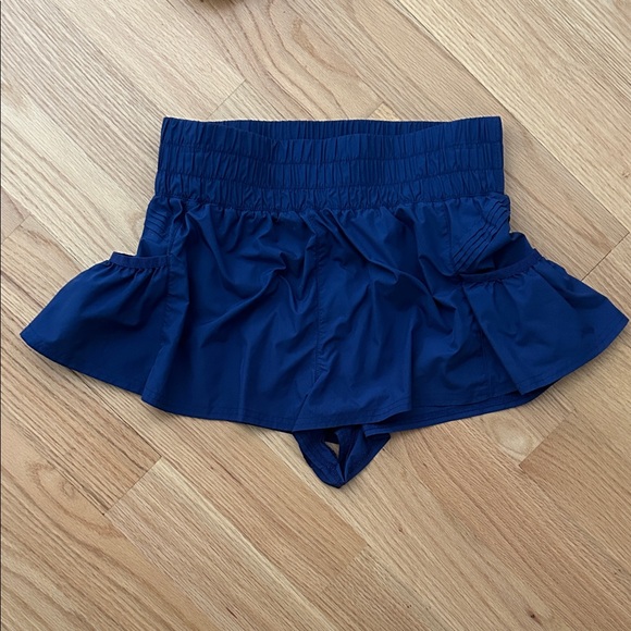 free people movement Pants - Free People Movement “Get your flirt on” shorts dark blue size small
